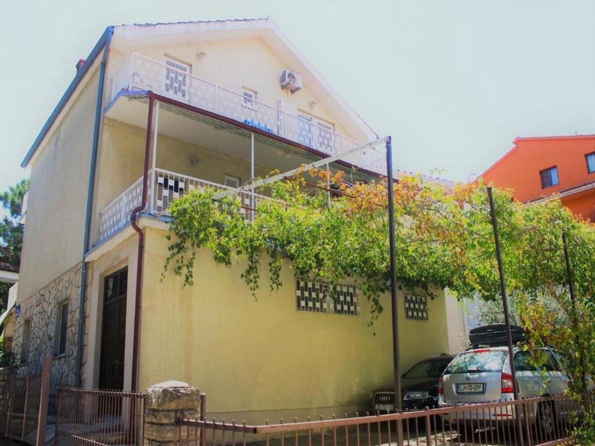 Apartmani Lucia Biograd ビオグラード・ナ・モル エクステリア 写真