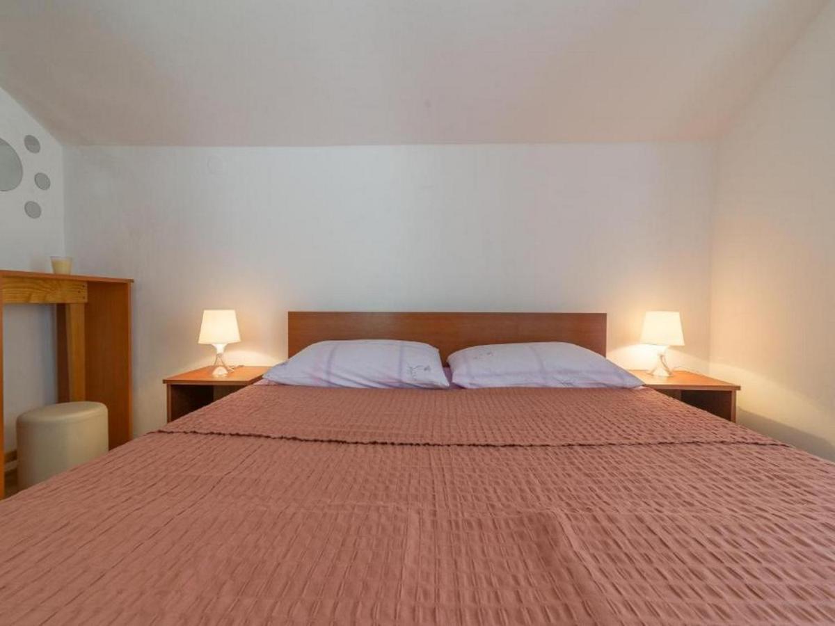 Apartmani Lucia Biograd ビオグラード・ナ・モル エクステリア 写真