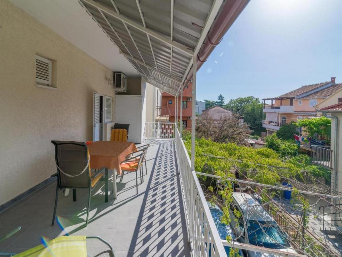 Apartmani Lucia Biograd ビオグラード・ナ・モル エクステリア 写真