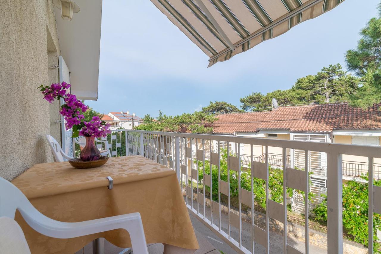 Apartmani Lucia Biograd ビオグラード・ナ・モル エクステリア 写真