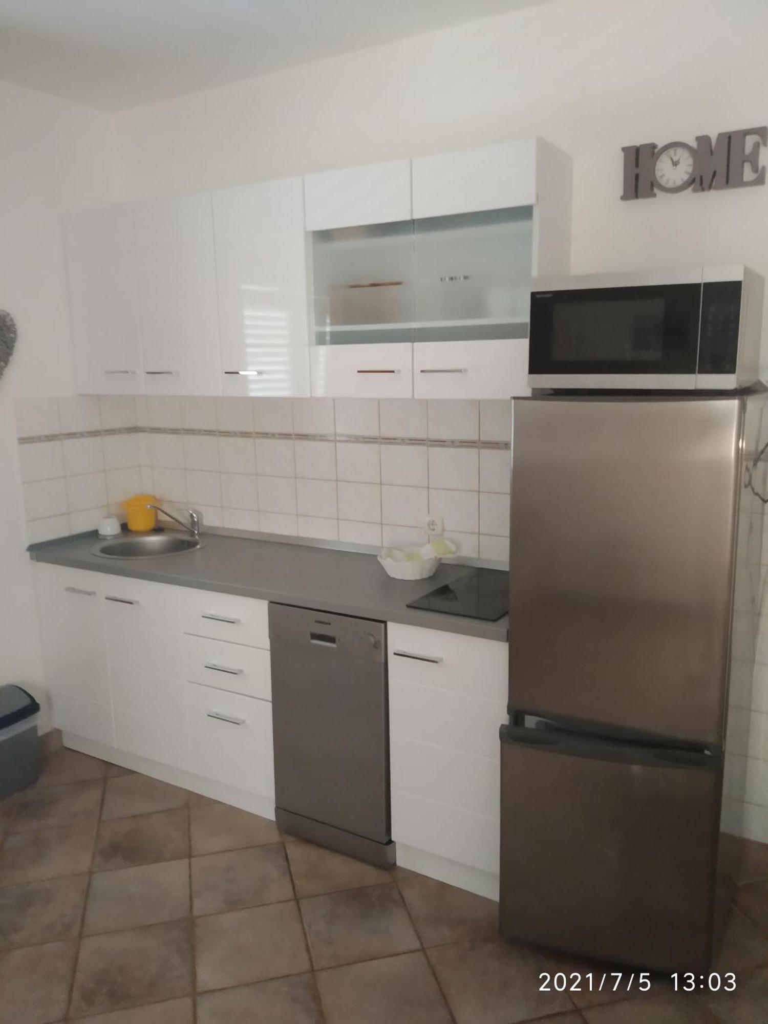 Apartmani Lucia Biograd ビオグラード・ナ・モル エクステリア 写真