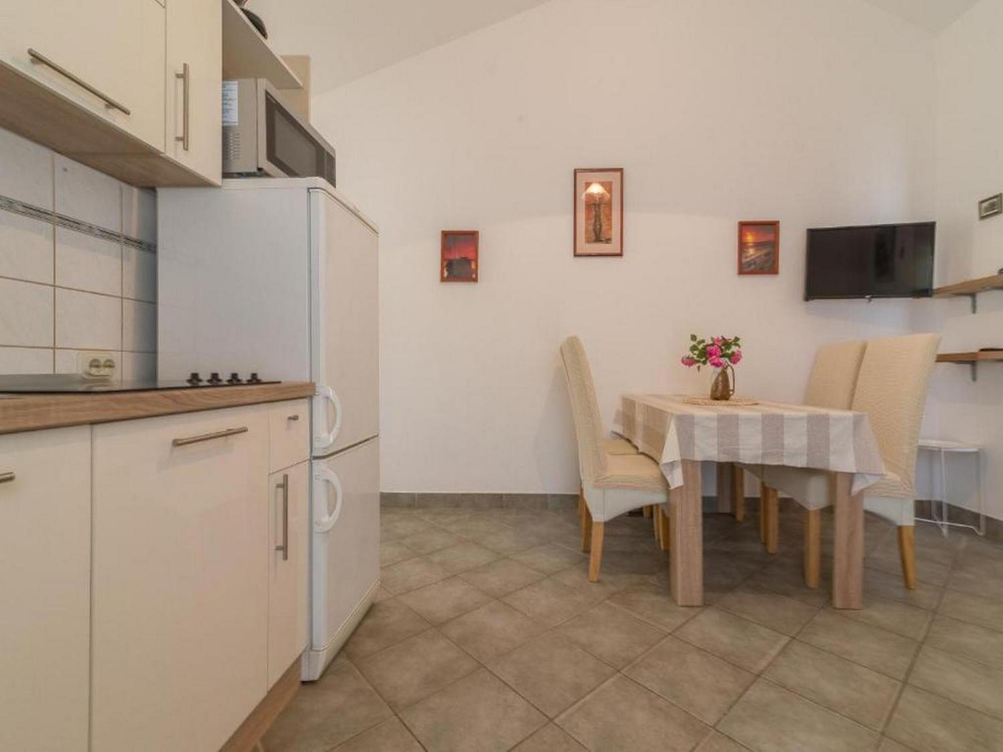 Apartmani Lucia Biograd ビオグラード・ナ・モル 部屋 写真
