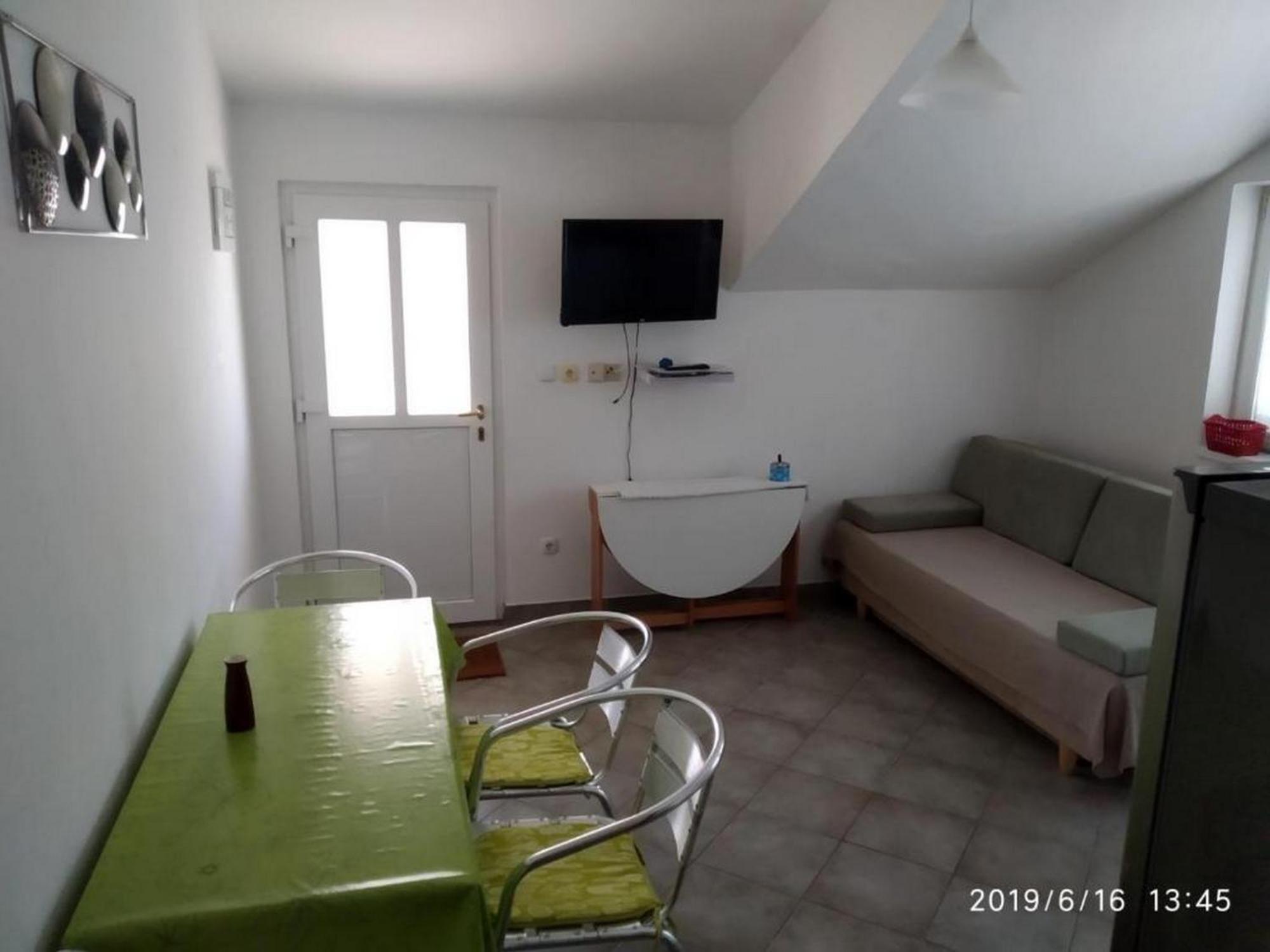 Apartmani Lucia Biograd ビオグラード・ナ・モル 部屋 写真