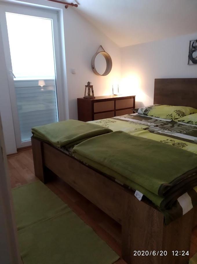 Apartmani Lucia Biograd ビオグラード・ナ・モル エクステリア 写真